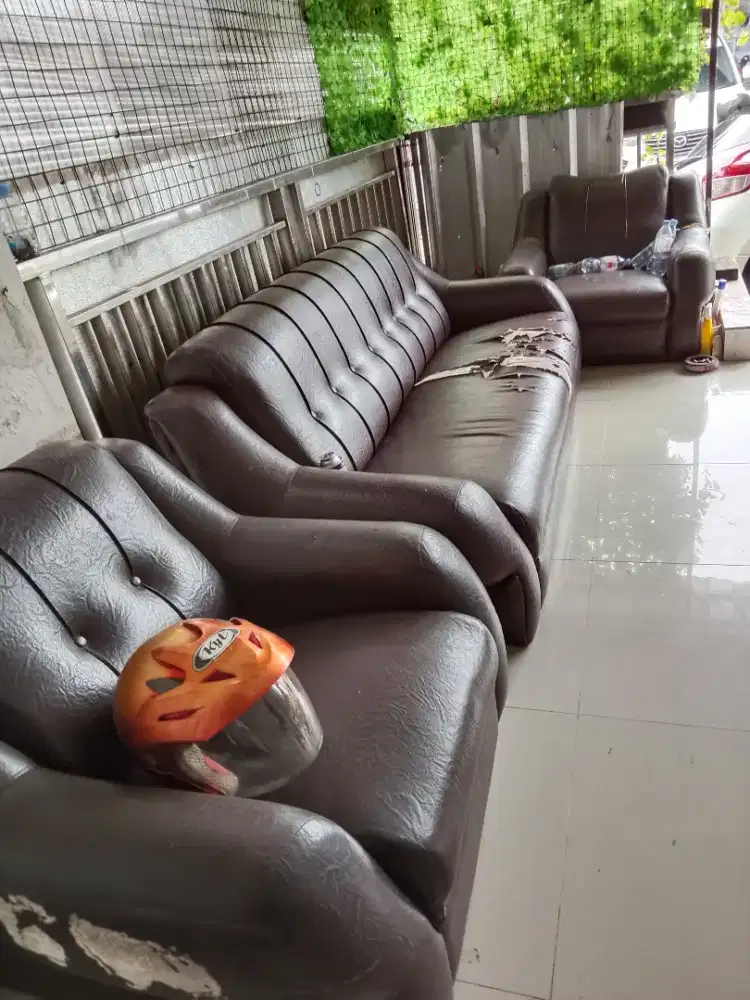 Kursi sofa bekas