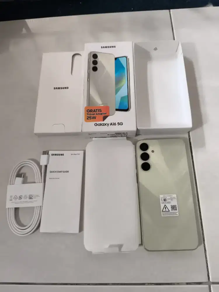 Samsung A16 5G 8/256 gold like new sein