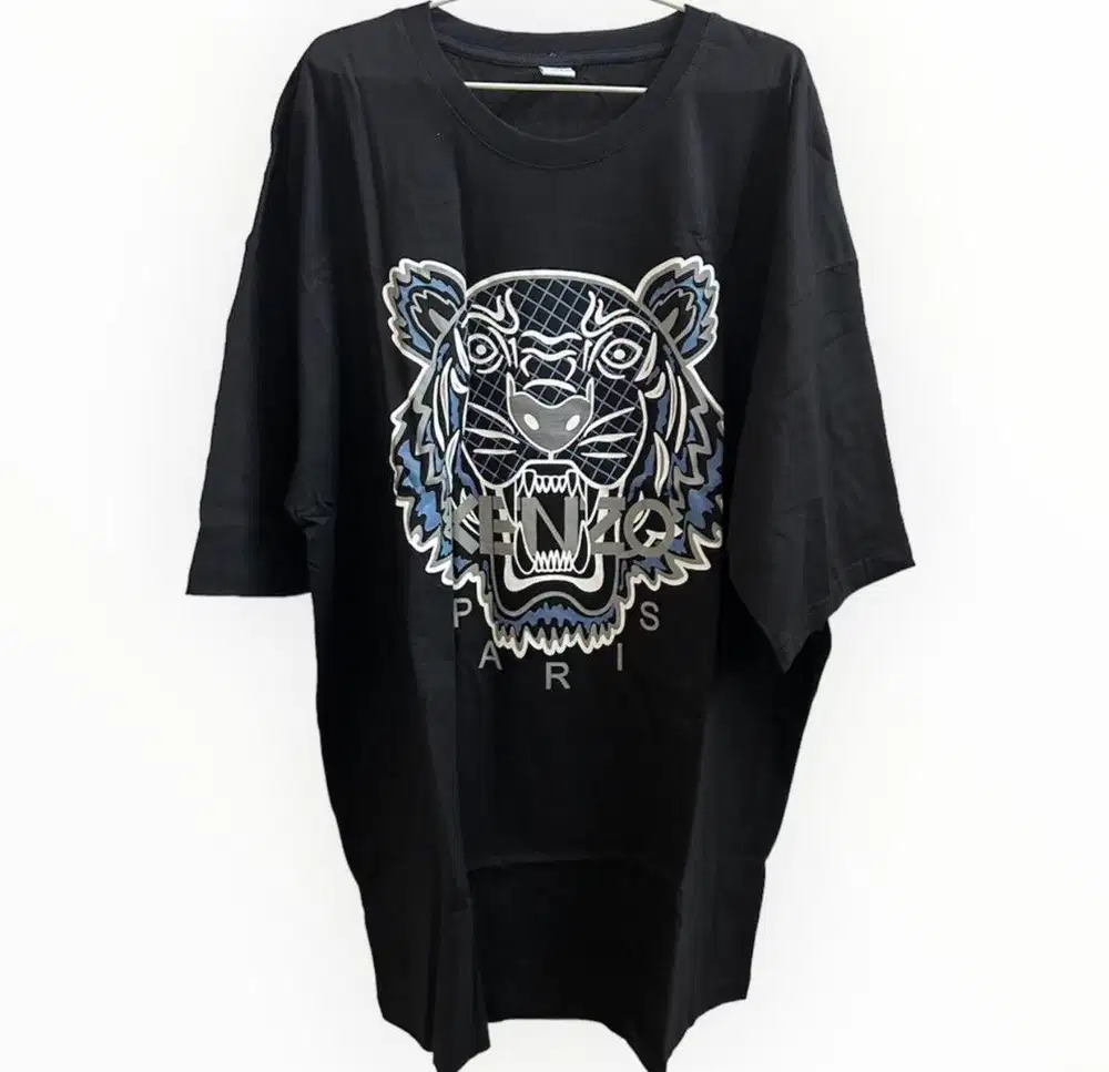 kaos tshirt oversize warna hitam size XL print macan putih kenzo