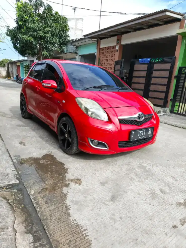 Toyota Yaris E metik 2010 pajak hidup