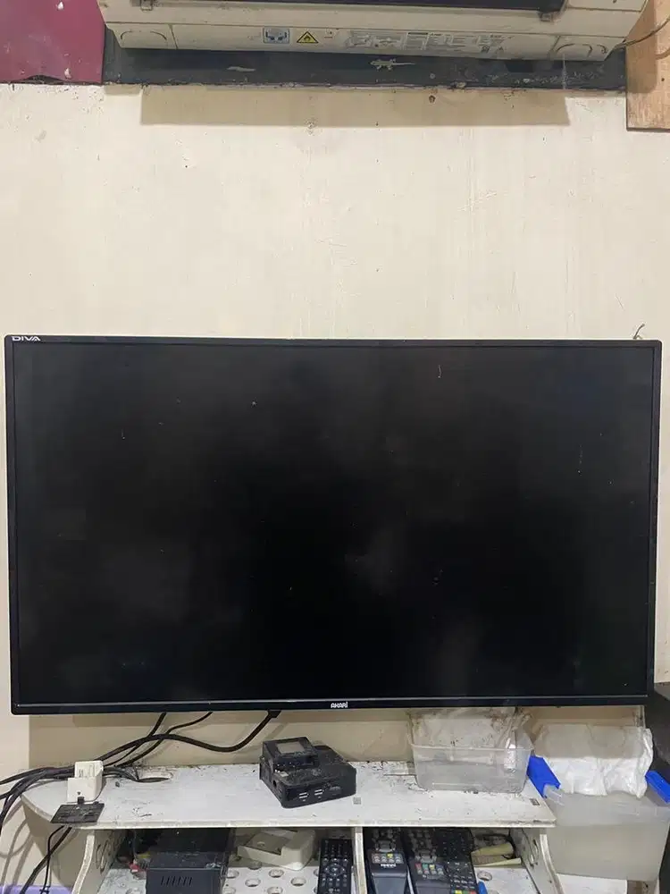 Tv Akari 43inch kondisi mati
