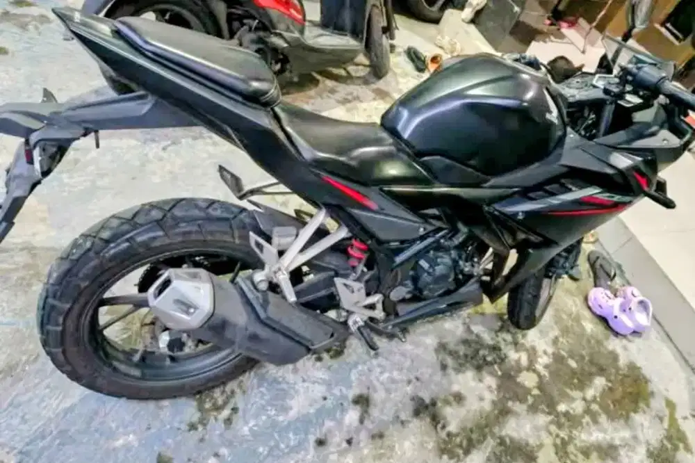 cbr150 r ciledug