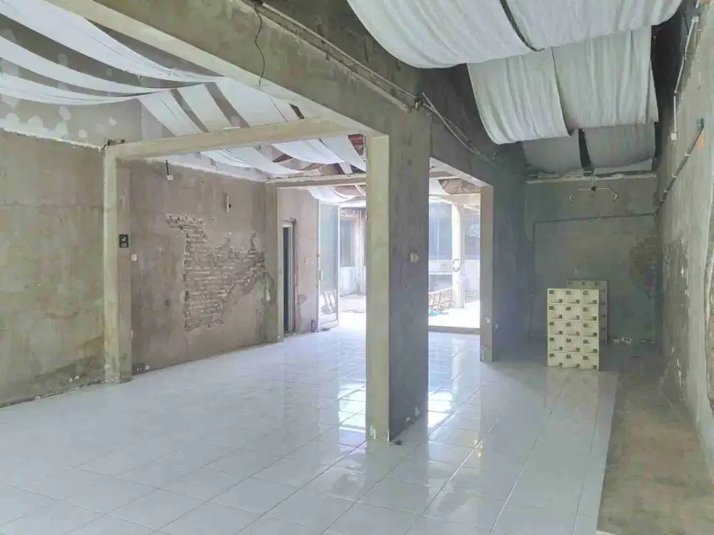Disewakan Murah Tempat Usaha Nol Jalan Ex Cafe Rungkut