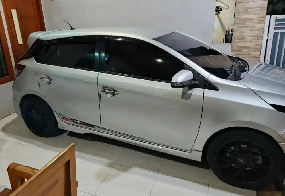Yaris TRD Metik 2016
