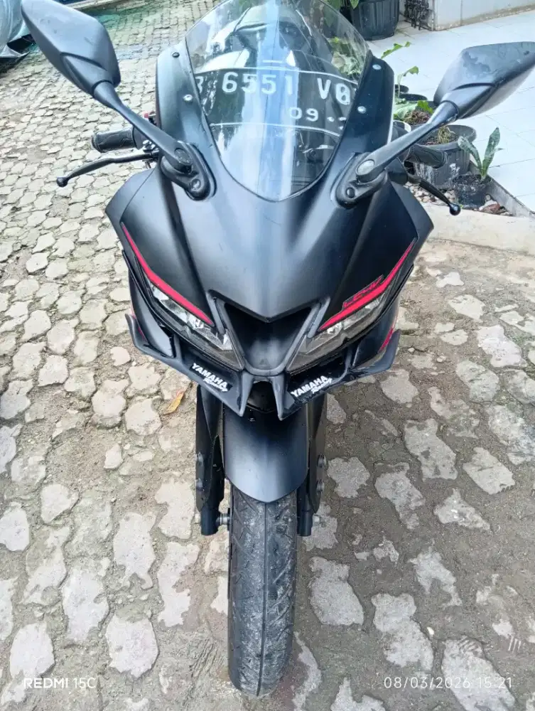 Yamaha R 15 (V3)