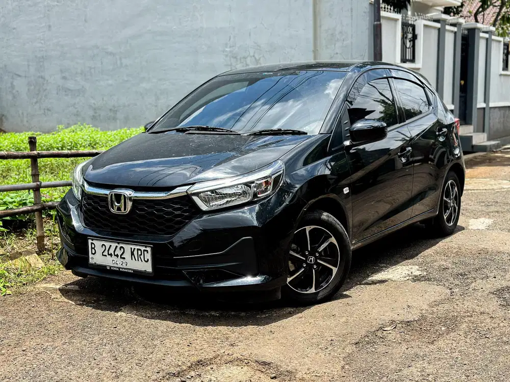HONDA NEW BRIO E AT 1.2 HITAM TDP 10JT