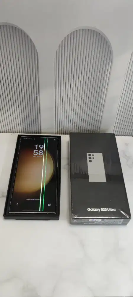 Samsung S23 ultra 12/512 Sein