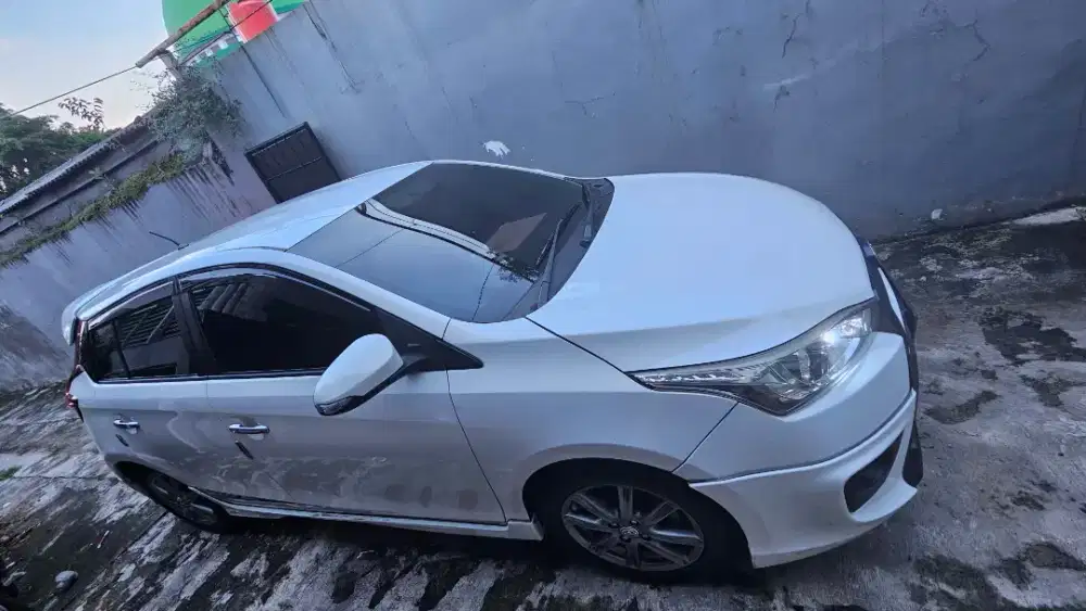 Toyota Yaris TRD 1.5 tahun 2014 Putih