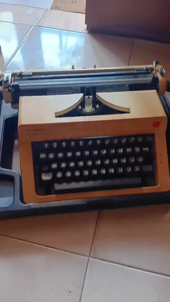 Di jual mesin ketik jadul
