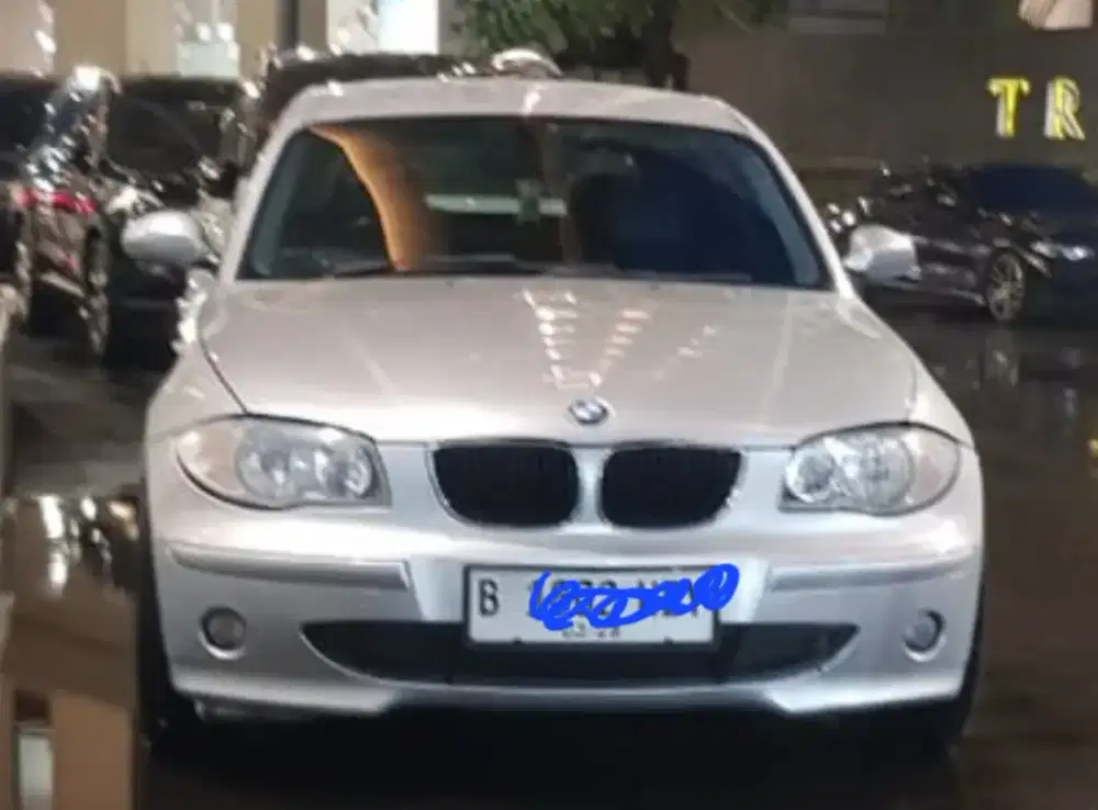 BMW 120i CBU LIMITED UNIT