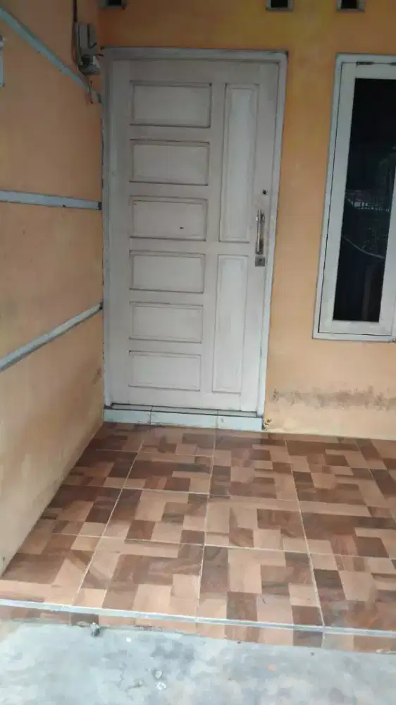 Rumah kontrakan/sewaan sederhana