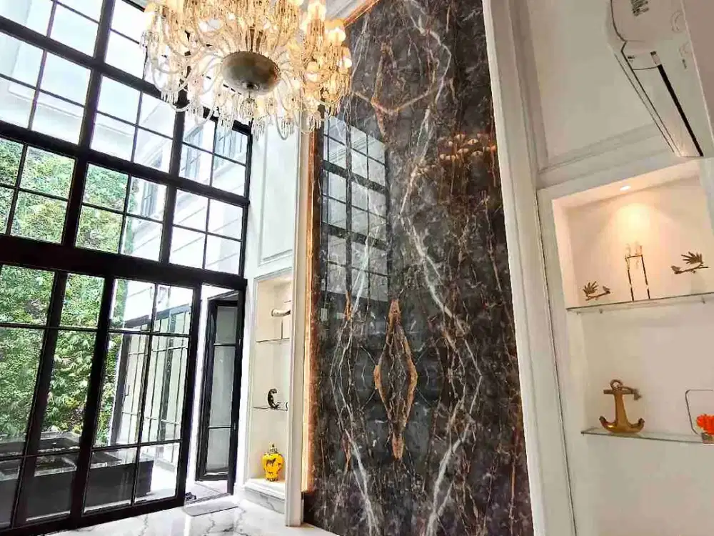 Rumah Mewah Baru Dibangun Full Marmer Villa Kelapa Gading