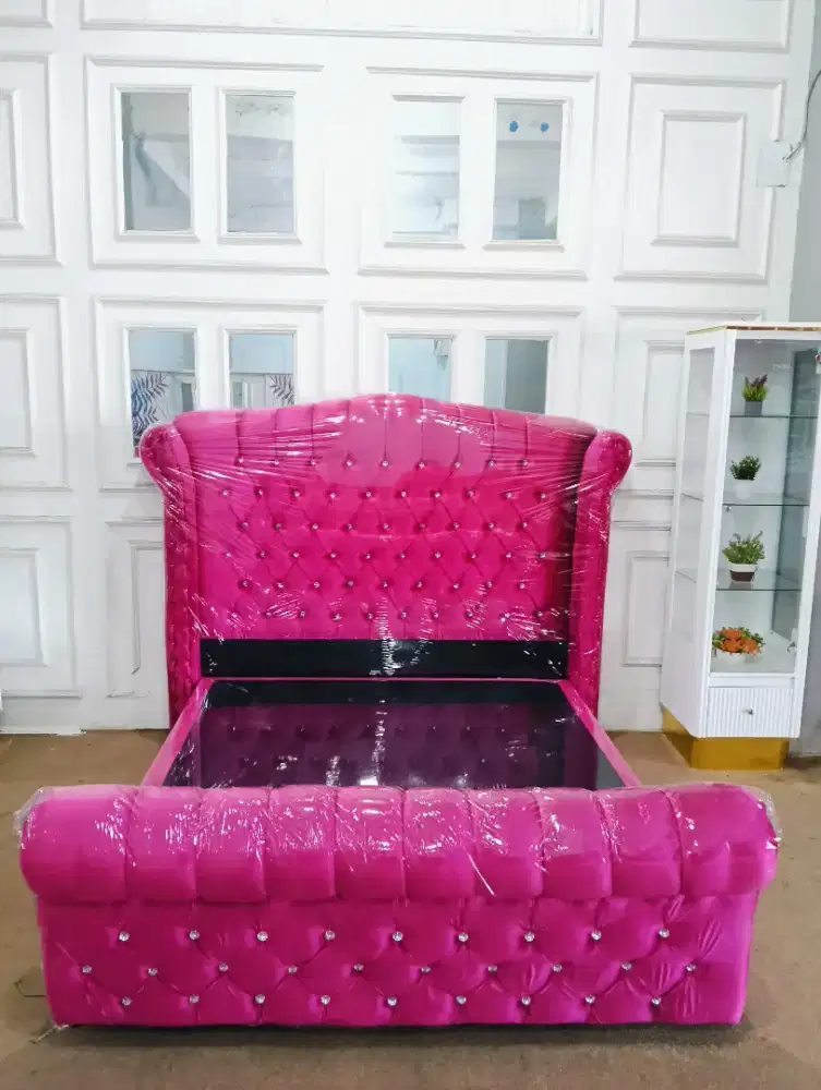 DIPAN MEWAH CANTIK SEKALI