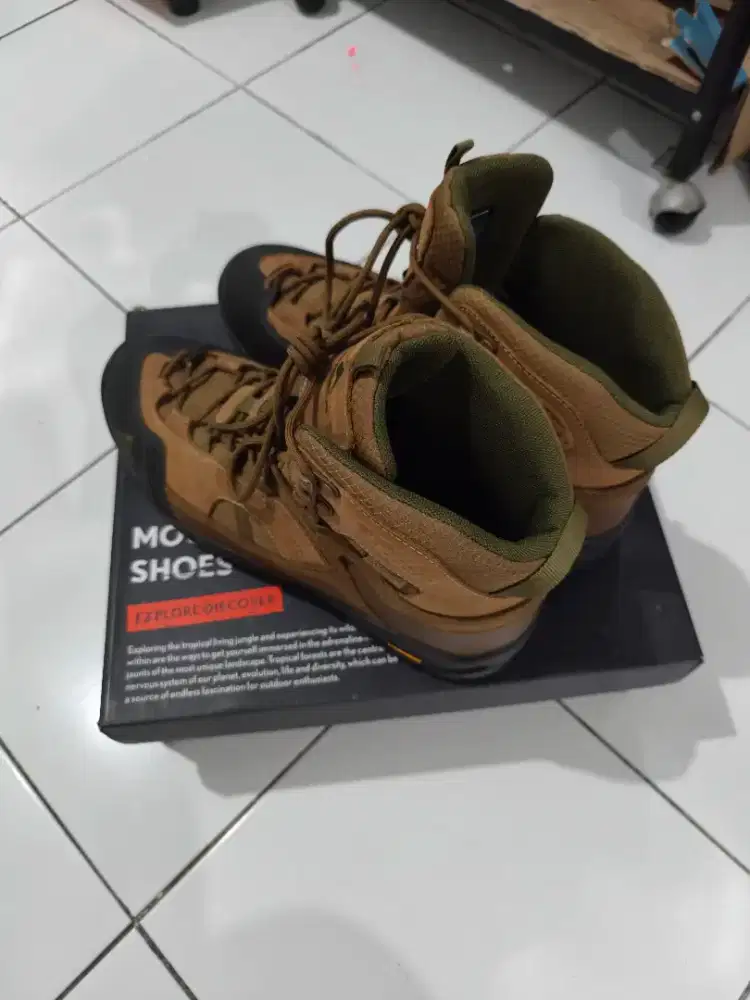 Sepatu Eiger Pollock 2