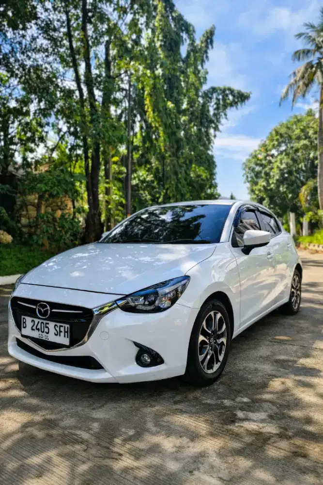 Mazda 2 GT skyactiv 2015