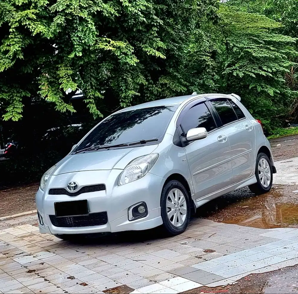 Toyota Yaris S AT Thn 2013 / 2014 Terawat