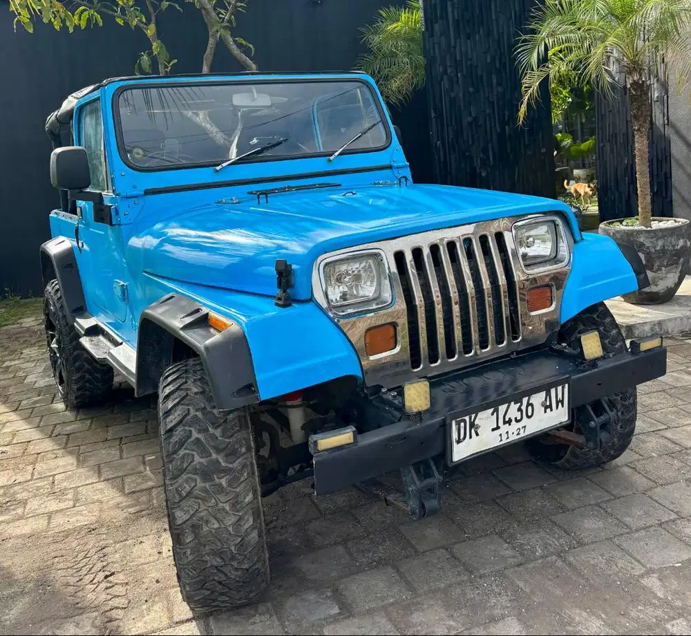 Blue JEEP CJ7 For Sale