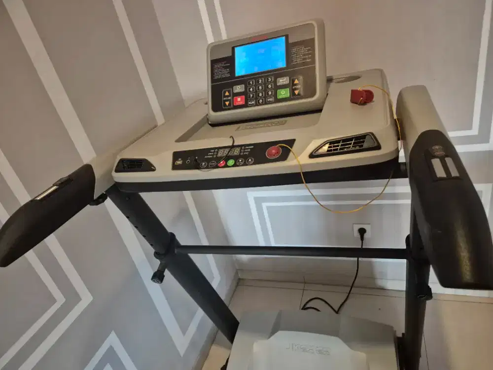 Treadmil kondisi bagus & Murah