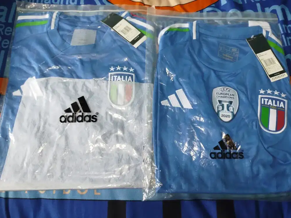 Dijual baju bola,kaos.dan kemeja pendek