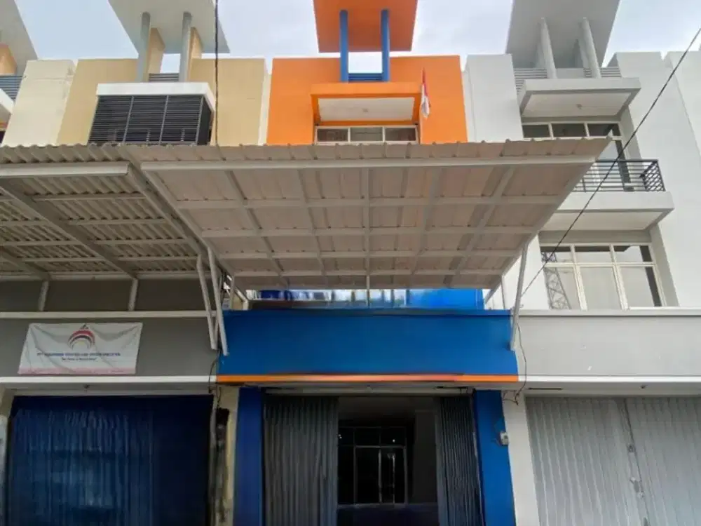 Dijual Cepat Ruko 3 Lantai Siap Pakai di Harapan Indah Bekasi