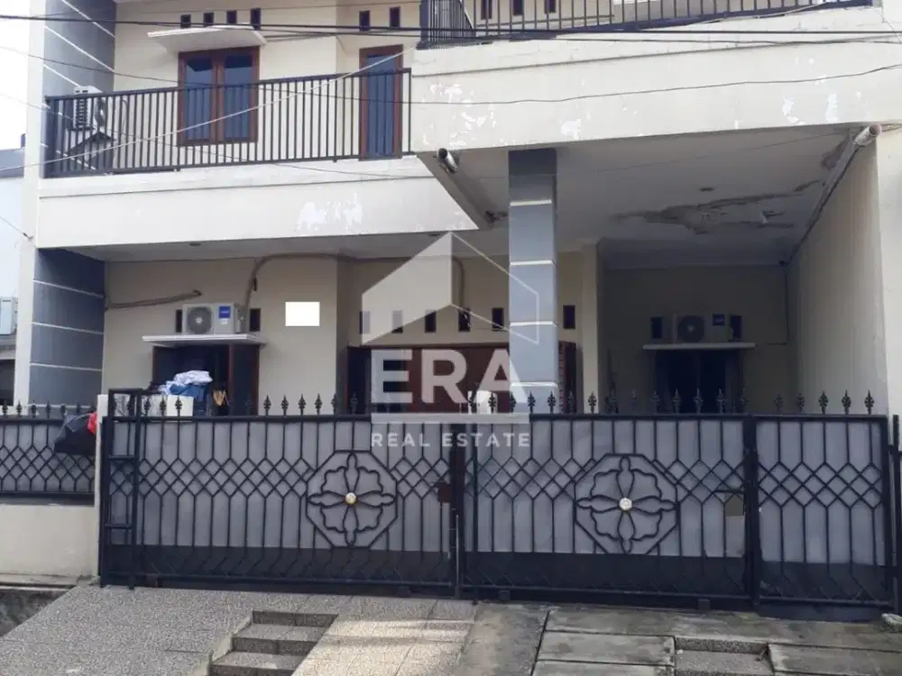 Dijual Rumah 2 Lantai di Harapan Indah Bekasi
