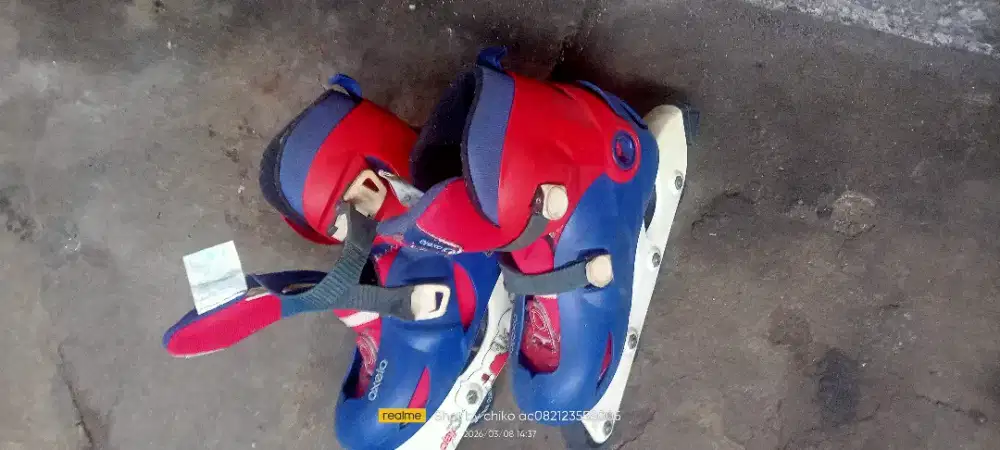 sepatu roda anak 2 pasang