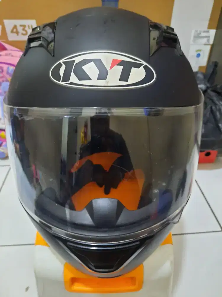 Helm Fullface size xl,kondisi oke banget.