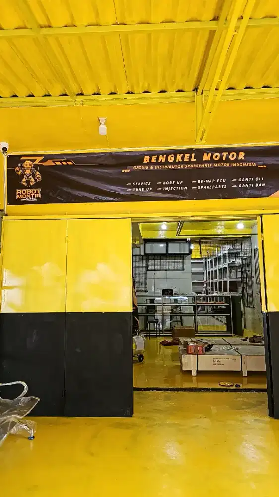 Dibutuhkan pegawai wanita buat toko sparepart dan bengkel