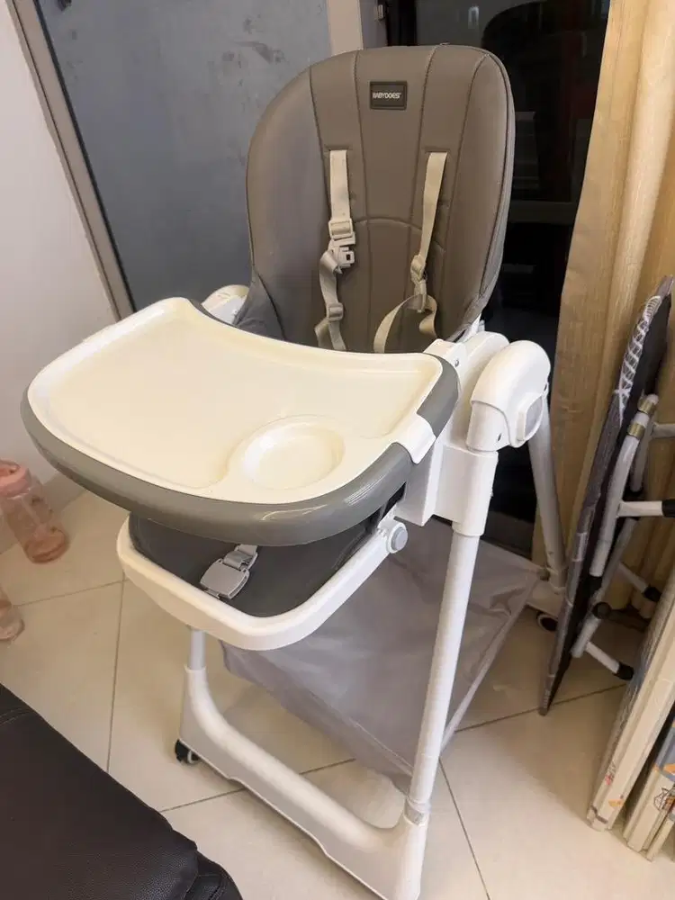 Babydoes snack time high chair 2.0 series