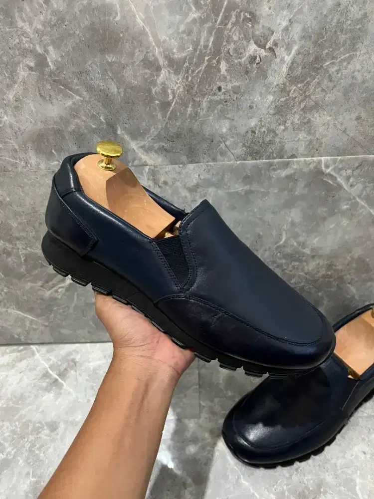Sepatu PRADA Sneaker Slipon Ori casual prelov nogucci vuitton bally lv
