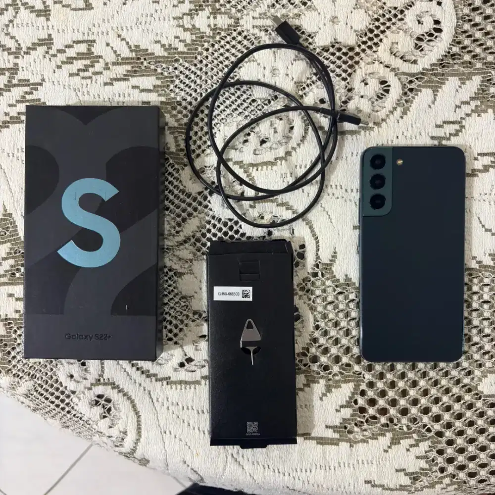 WTS: Samsung Galaxy S22+ 5G (8/256GB) – Phantom Green