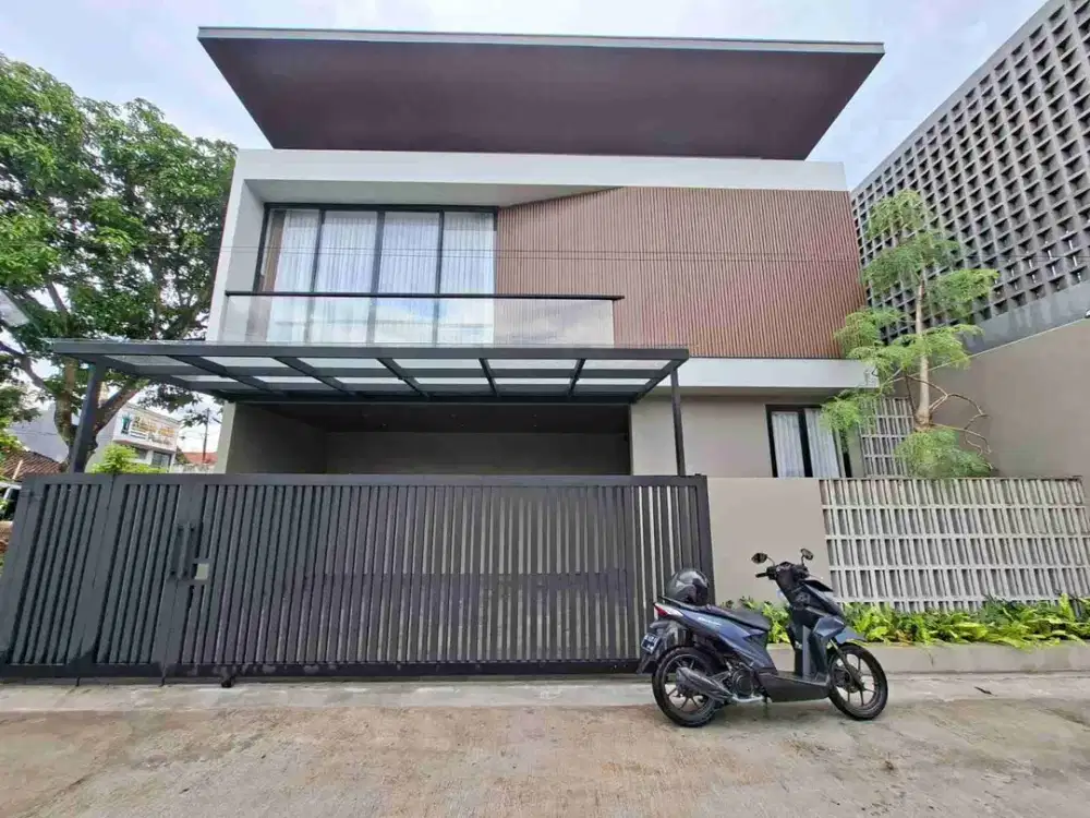 Rumah Villa Baru Modern Full Furnish Kolam Renang Area Maguwoharjo