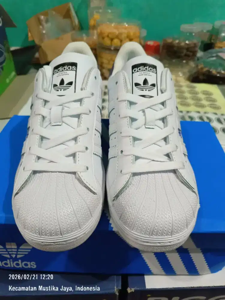 Adidas superstar white purple