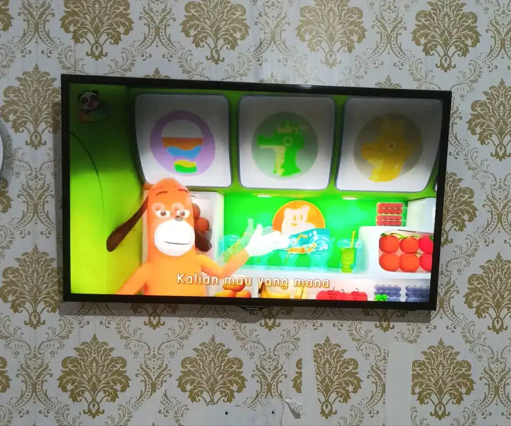 TV LED SAMSUNG UA40F5500  40inch rusak