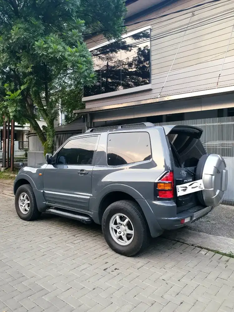 Pajero Diesel A/T 3.2L swb 2 pintu. Rare Langka
