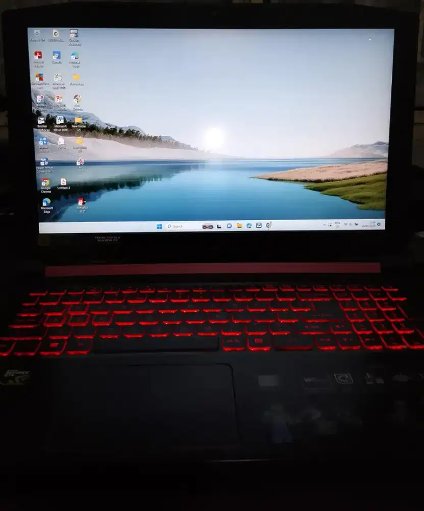 Dijual laptop Acer predator nitro 5 core i7 8th ram 8gb