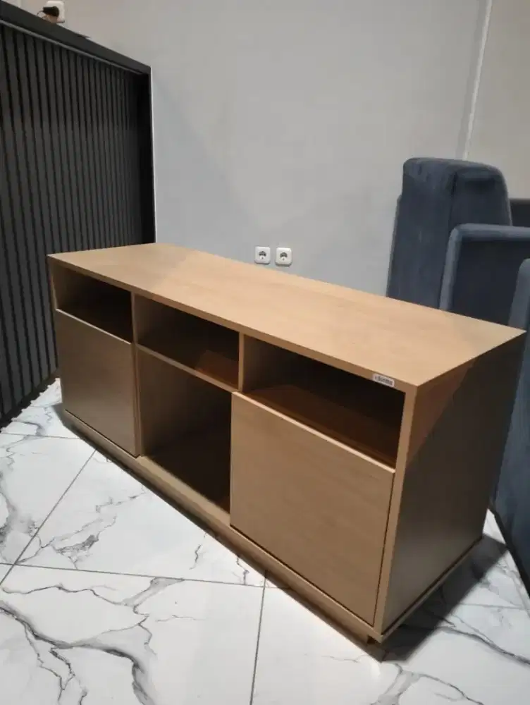 Rak TV Minimalis - Dijual