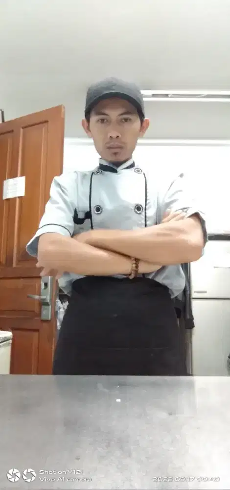 Cari kerjaan apa aja yg penting halal.