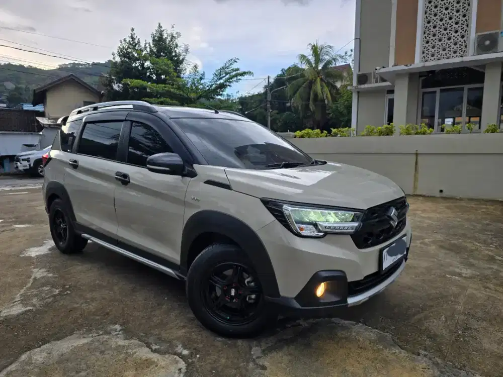 SUZUKI XL7 ALPHA HYBRID MATIC 2024