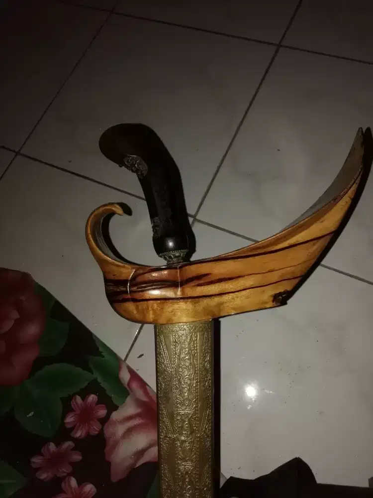 Dijual keris tua