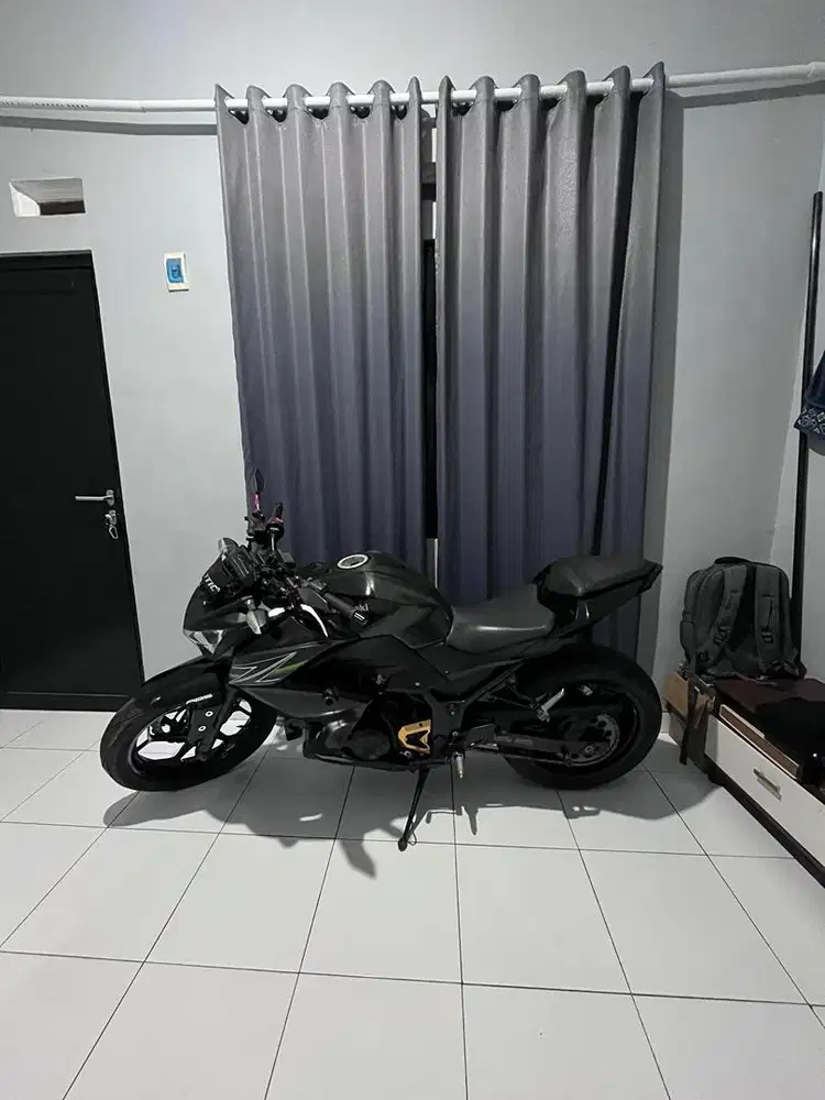 bismillah forsale kawasaki ninja z250