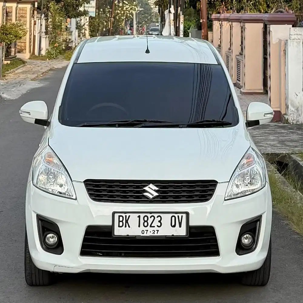 Suzuki Ertiga GL 1.4 Manual 2012