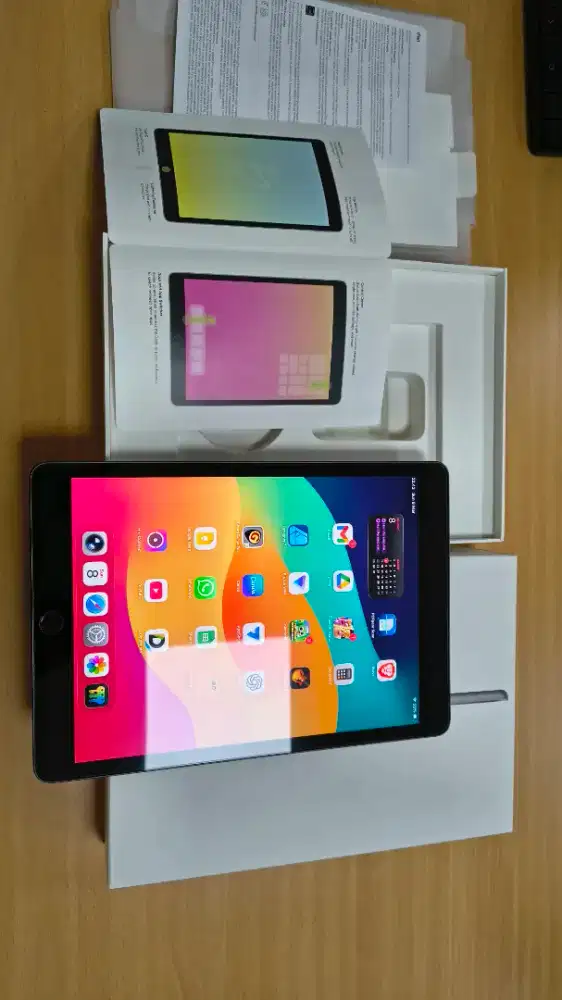 Ipad 9 second like new, masih garansi