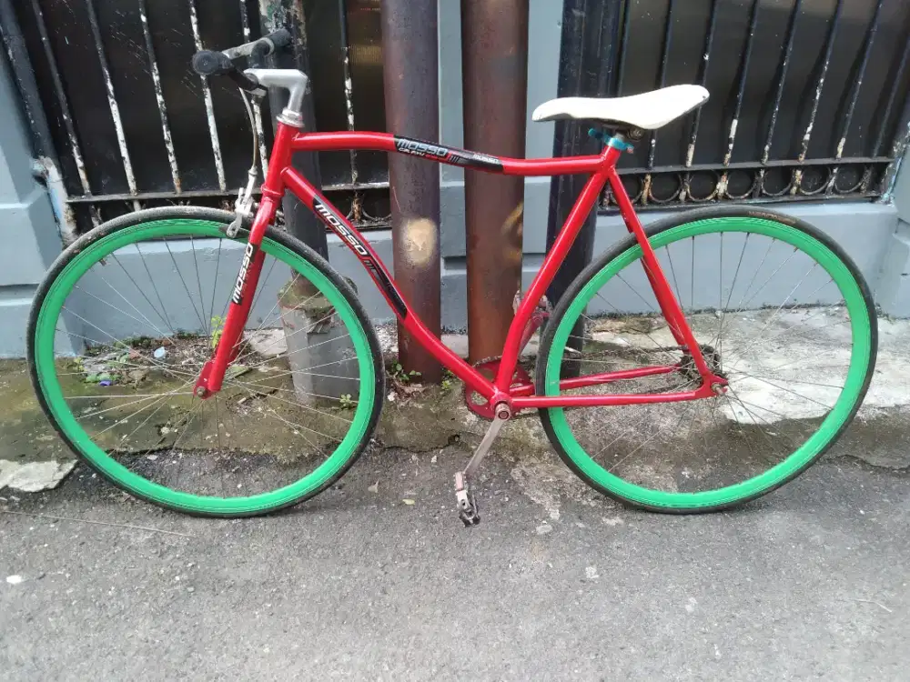Jual murah sepeda fixie merah