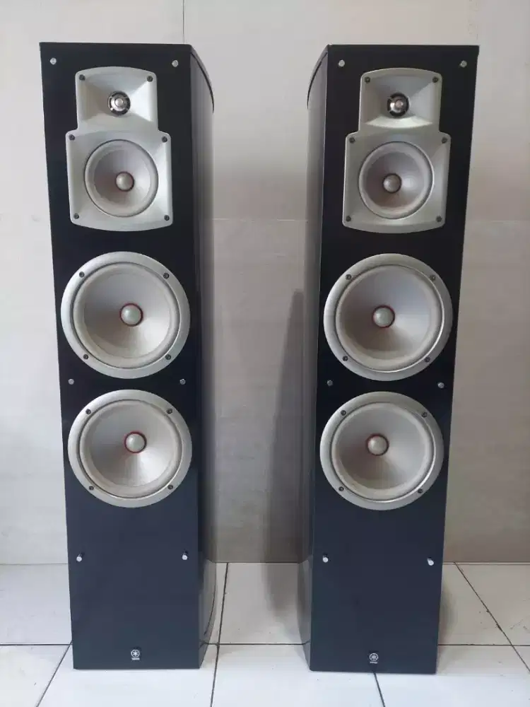 Speaker floorstanding YAMAHA NS-777