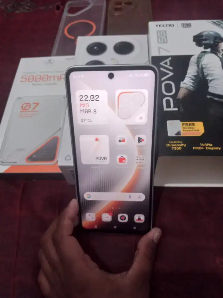Tecno pova 7 5g 8/256GB