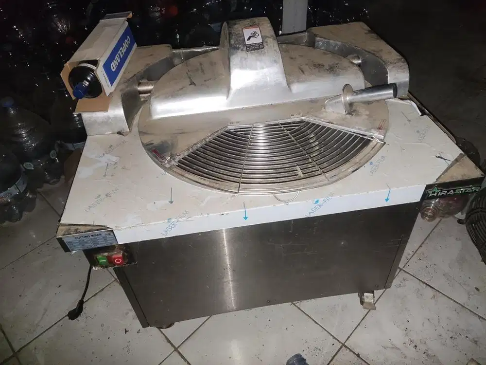 Mixer chopper daging