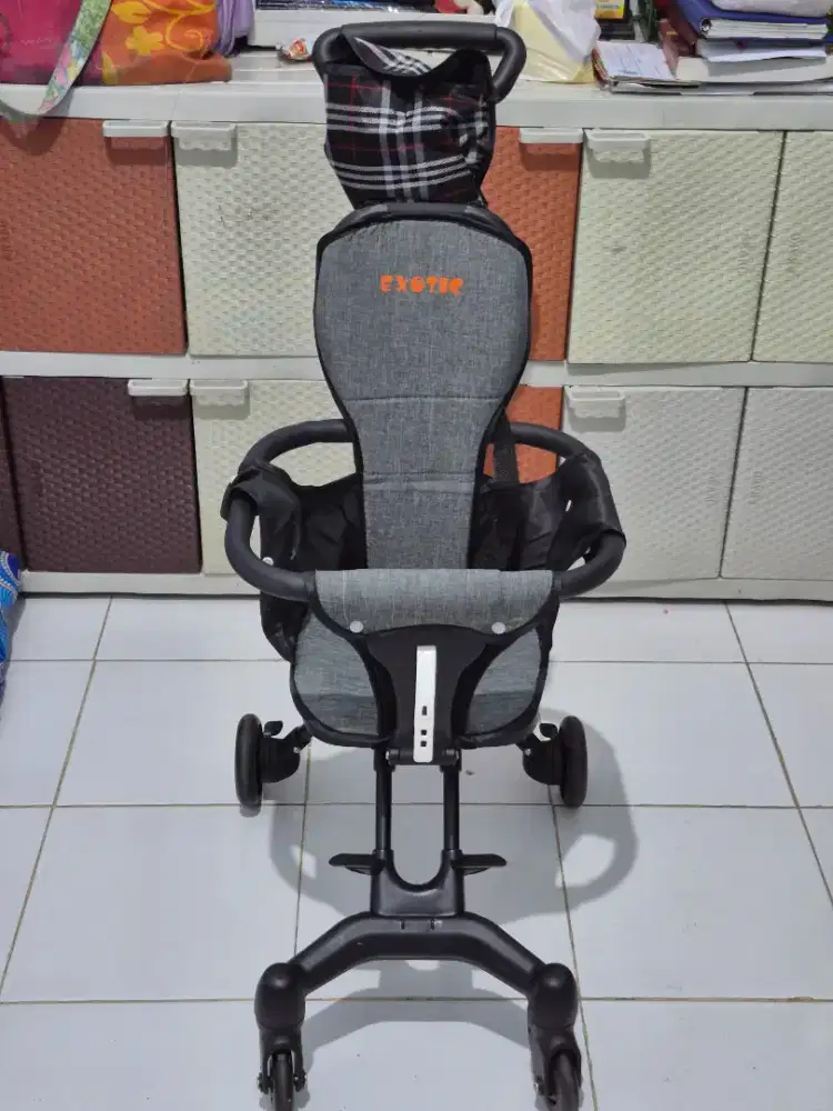 STROLLER EXOTIC LW-227
