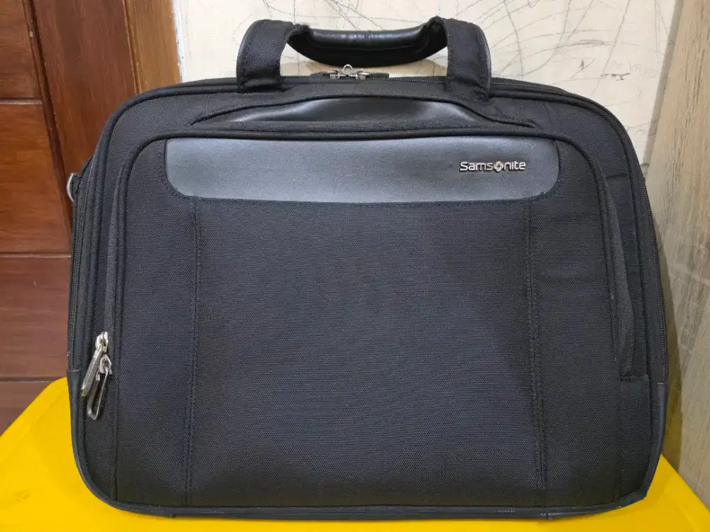 Tas Laptop Samsonite