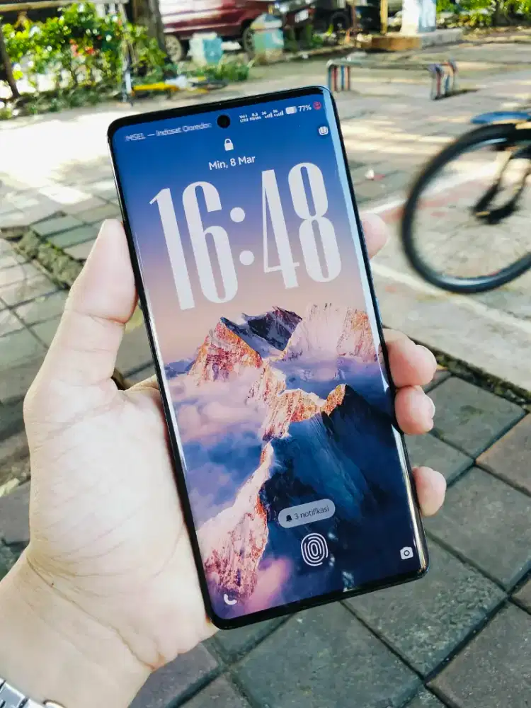 Vivo V30 5G (8/256 GB) Volcano Black Unit Only Batangan